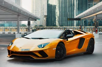 How much does it cost to rent a Lamborghini Aventador in Dubai?
